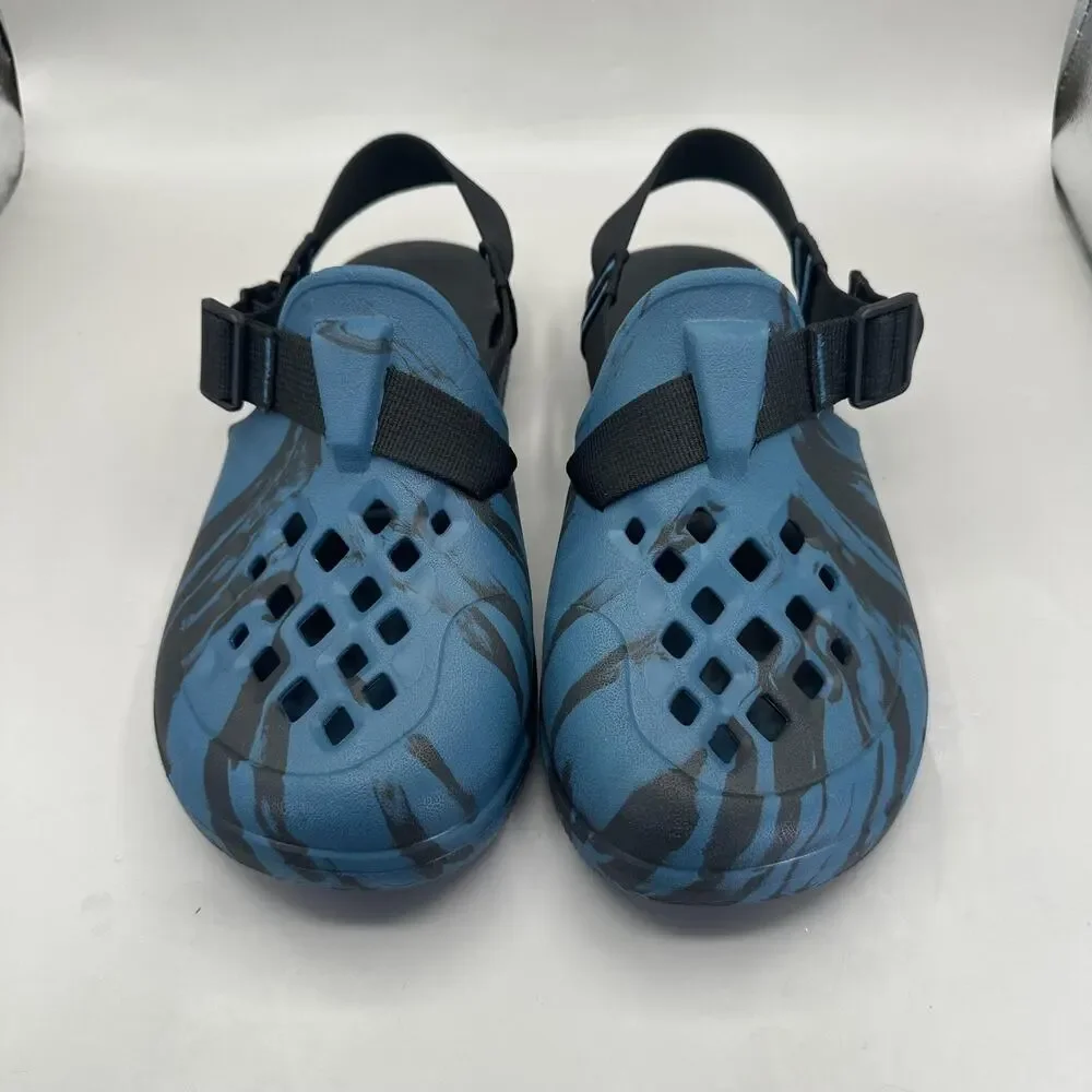 Chaco Chillos Closed Toe Sandals Clogs Mens Size 9 Blue Camo  Adjustable Strap